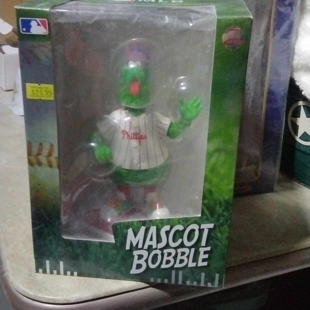 MLB bobblehead